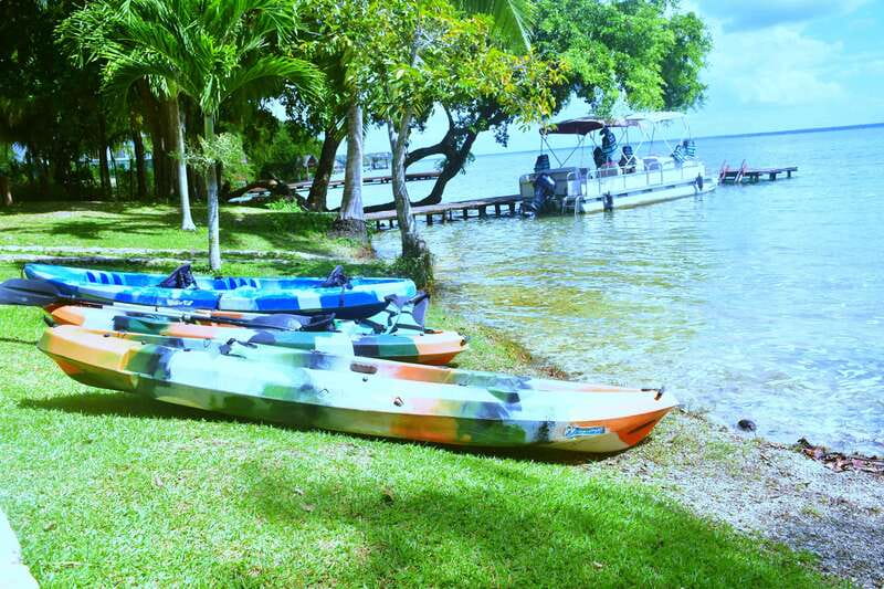 Mahahual: Chacchoben Mayan Ruins and Seven Color Lagoon Trip - Finding your pickup and getting going after the ship docks