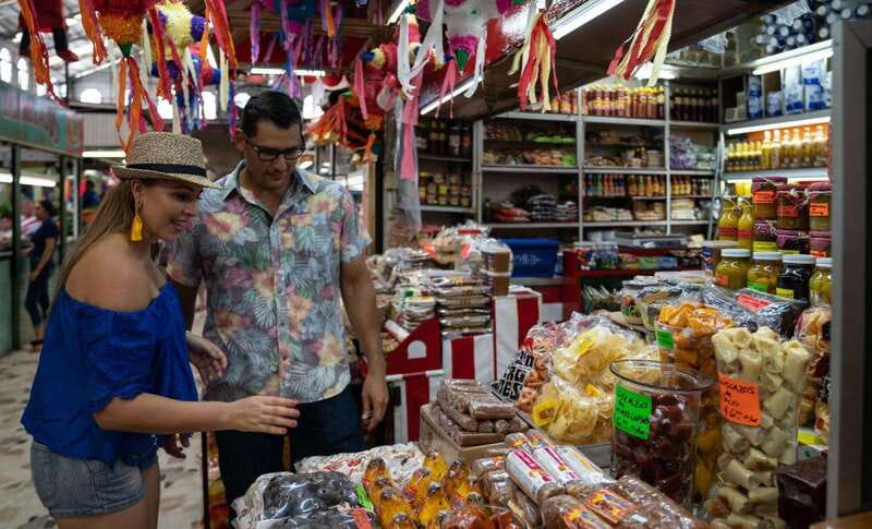 Mazatlan: Old Town Sightseeing and Golden Zone - Guides, Drivers, and Staying On Time (Even With Cruise Traffic)