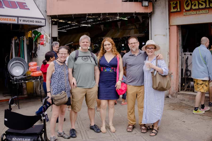 Mérida: Food tour of typical Yucatecan cuisine. - Price and value: $35 for a full market meal plus sweets