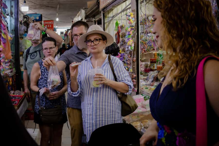 Mérida: Food tour of typical Yucatecan cuisine. - A realistic way to plan your day around this tour