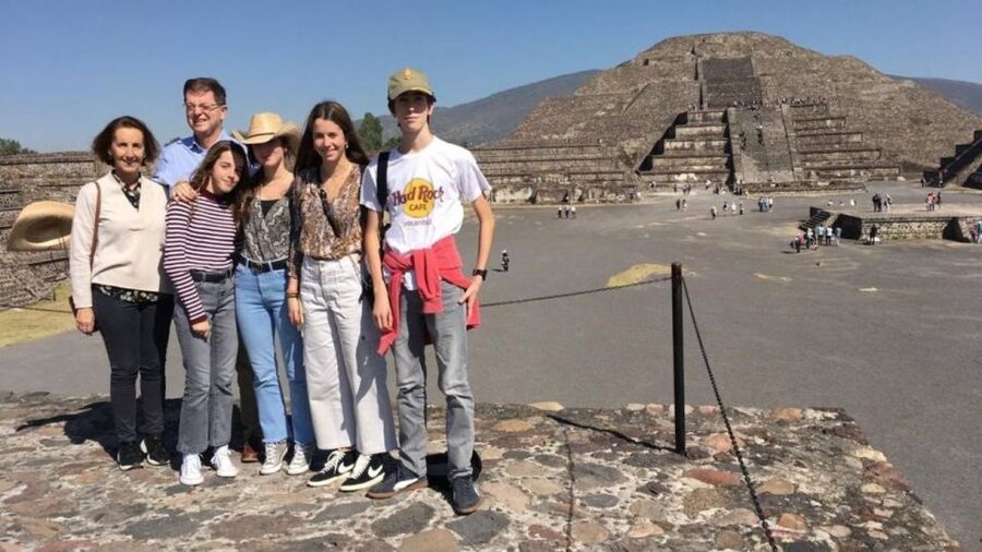 Mexico City: Afternoon Tour to Teotihuacan - Timing reality check: closure at 5:00 pm and how guides pace the group