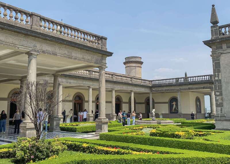 Mexico City: Chapultepec Castle Skip-the-Line Ticket - Entering Chapultepec Castle grounds: your first lesson in place