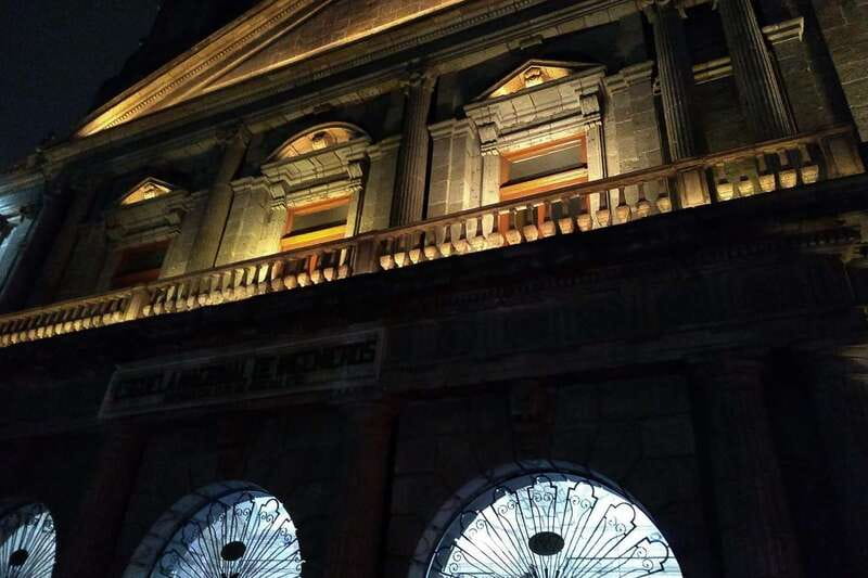 Mexico City: Double Decker Bus Night Tour - Where you start: Calle Monte de Piedad 3 and the Zócalo Capital Bus Stop