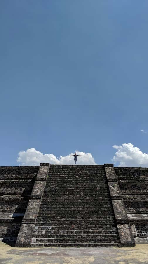 Mexico City: Early visit to Teotihuacan with optional lunch - Entering Teotihuacan: what the guided route actually gives you