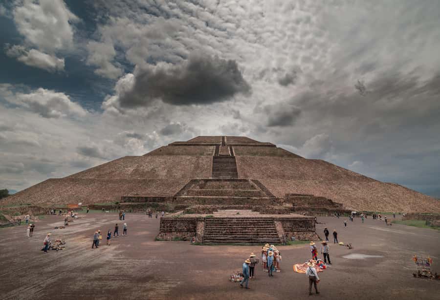 Mexico City: Early visit to Teotihuacan with optional lunch - Timing, group size, and what the day feels like end to end