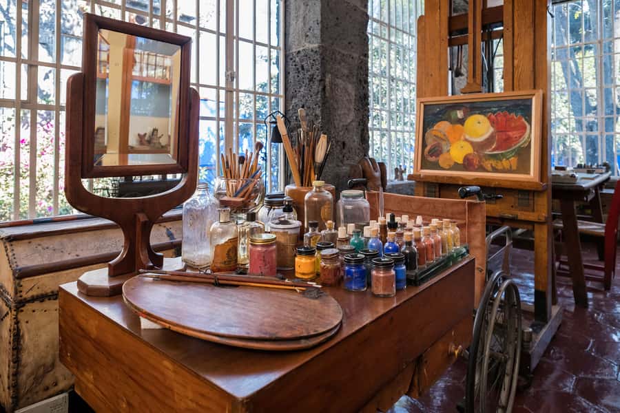 Mexico City: Frida Kahlo Museum or Casa Kahlo Entry - Casa Kahlo (Red House): family roots and personal history in a newer setting