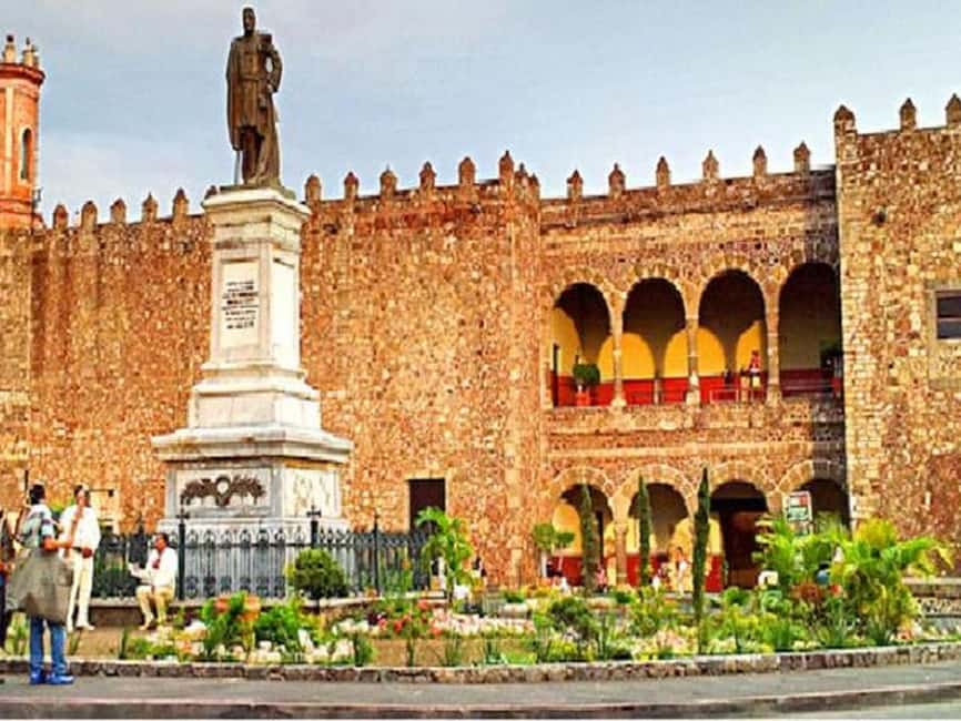 Mexico City: Full-Day Taxco and Cuernavaca Tour - Cuernavaca: Cathedral Chapels and Quick-Photo Reality