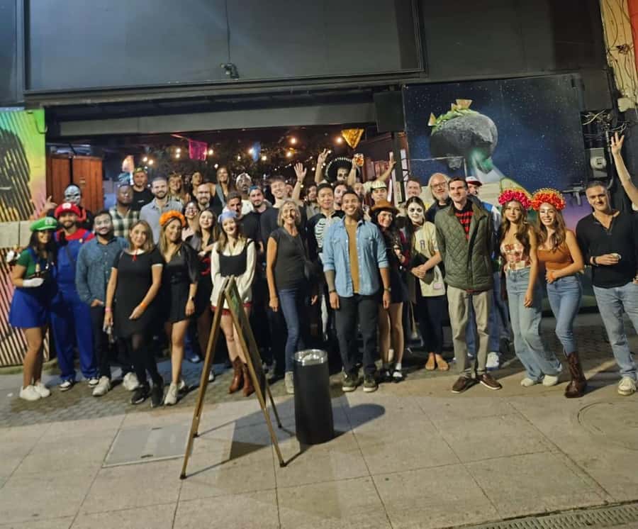 Mexico City: Guided Pub Crawl with Party Games - The Social Edge: Solo-Friendly and Crew-Led