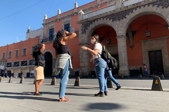 Mexico City: Hidden Markets, Street Food & Salsa-Making Tour - Stop 1: Mercado Melchor Muzquiz (Abelardo Rodriguez Market) and its mural stories