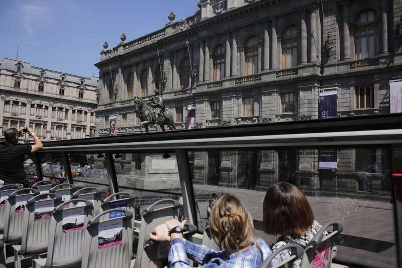 Mexico City: Hop-On Hop-Off Bus City Tour - Yellow Circuit Highlights: Museums, Guadalupe, San Judas Tadeo, Benito Juárez Hemicycle