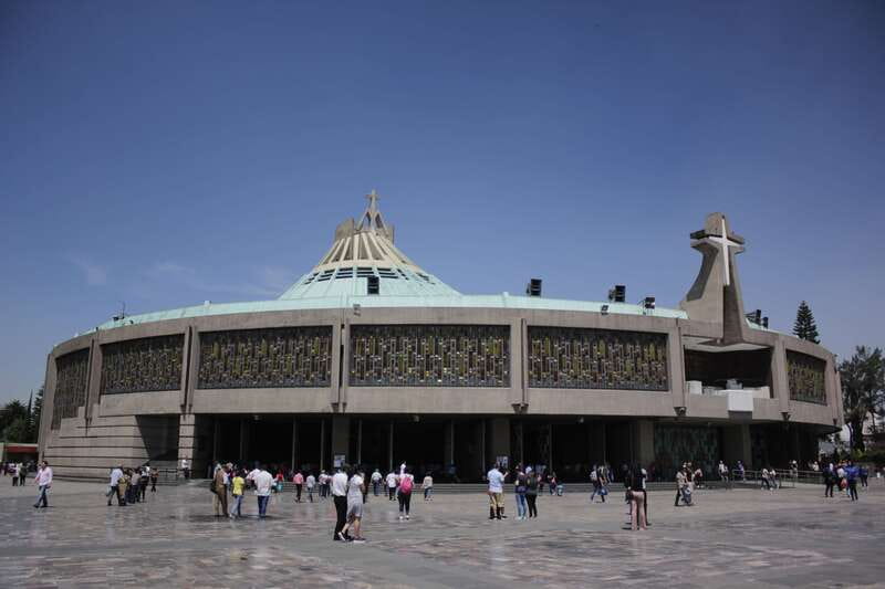 Mexico City: Hop-On Hop-Off Bus City Tour - On-Board Audio Guide and the Headphones Reality