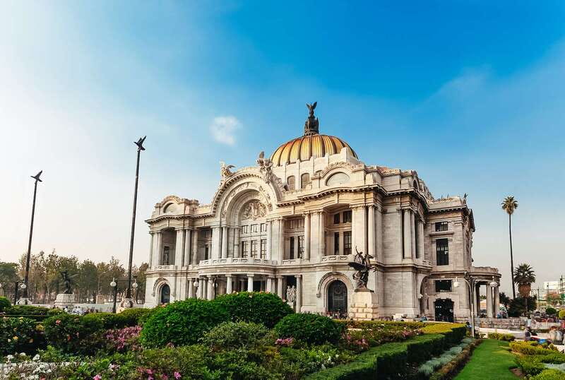 Mexico City: Hop-on Hop-off Bus Tour - Polanco route for modern architecture and museum afternoons