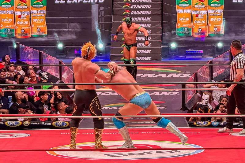 Mexico City: Lucha Libre Show, Walking Tour & Tequila - Getting to the Arena: Metrobus on Most Nights