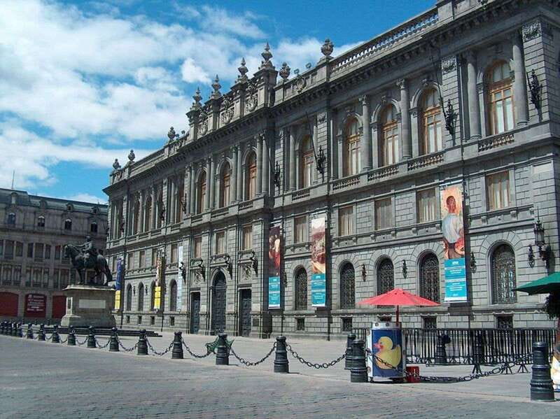 Mexico City Must-see Buildings & Palaces - How the 4-Hour Format Works (Without Feeling Rushed)