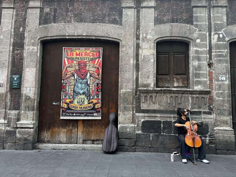Mexico City: Old Town Food Tour of 7 Tastings & Secret Dish - Why Centro Histórico Food Walks Feel Like a City Lesson