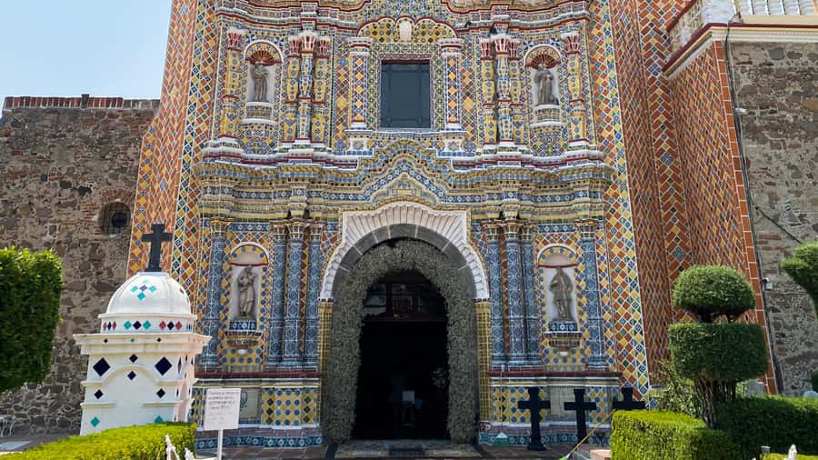 Mexico City: Puebla, Cholula & Tonantzintla with Lunch - Puebla Historic Center: cathedral grandeur plus Santo Domingo’s rosary chapel