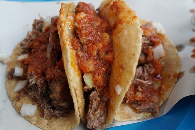 México City: Street Food to Home Cooking Food Tour - Mezcal Flight and Chocolate Pairing: A Tasting That Feels Like Wine, Not a Gimmick