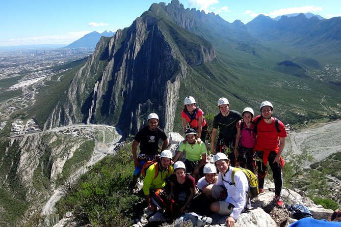 Nido de los Aguiluchos, Monterrey: Hiking + Rock Climbing + 3 Rappels - What to bring: the simple gear list that makes a difference