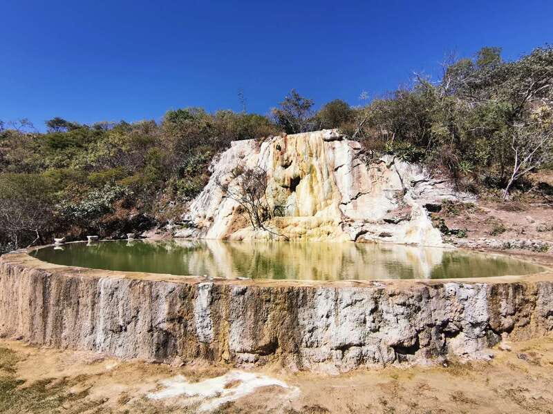 Oaxaca: Full Day Guided Tour on the Hierve el Agua Route - A Guided Secret Stop: That Extra 40 Minutes Can Make the Day