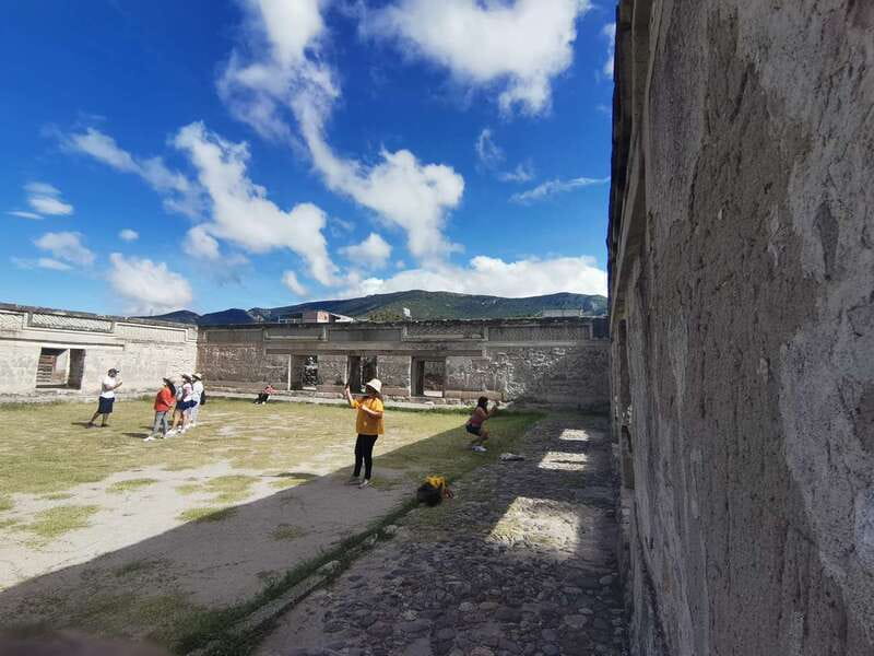 Oaxaca: Full Day Guided Tour on the Hierve el Agua Route - Teotitlán del Valle Rug Weaving Workshop: Where You Learn by Watching