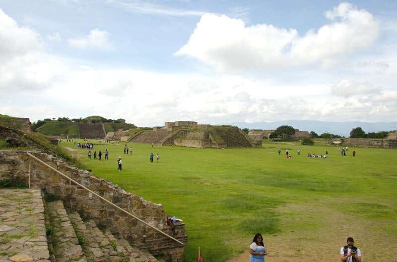 Oaxaca: Monte Alban and the Art of Oaxaca - Why Monte Albán plus Oaxaca crafts is a smart 7-hour plan