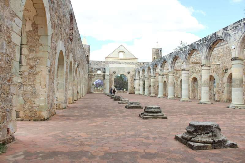 Oaxaca: Monte Alban and the Art of Oaxaca - Lunch and extra stops: what usually shows up and how to plan