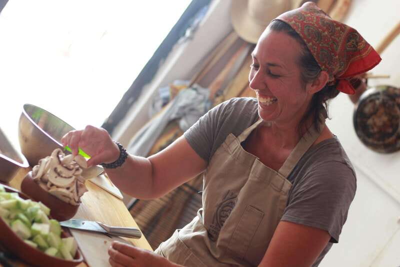 Oaxaca: Oaxacan Mole Workshop with a Traditional Cook - Key things that make this mole workshop special