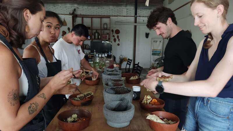 Oaxaca: Oaxacan Mole Workshop with a Traditional Cook - Why Oaxaca mole starts at the market, not in a textbook