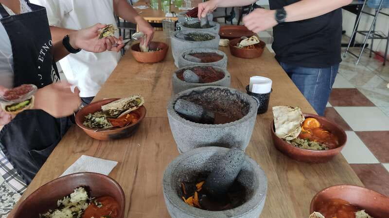 Oaxaca: Oaxacan Mole Workshop with a Traditional Cook - Who should book this mole workshop (and who should skip it)