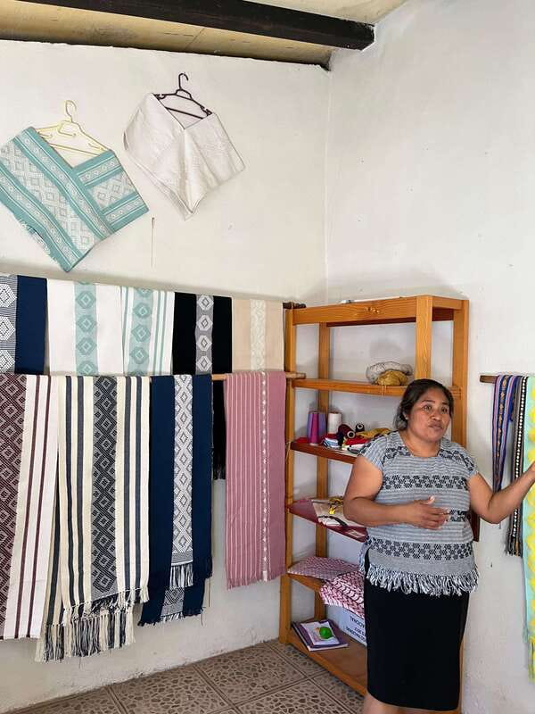 Oaxaca: San Martín Tilcajete, Jalieza & Ocotlán Crafts Route - Ocotlán de Morelos market time, especially lively on Fridays