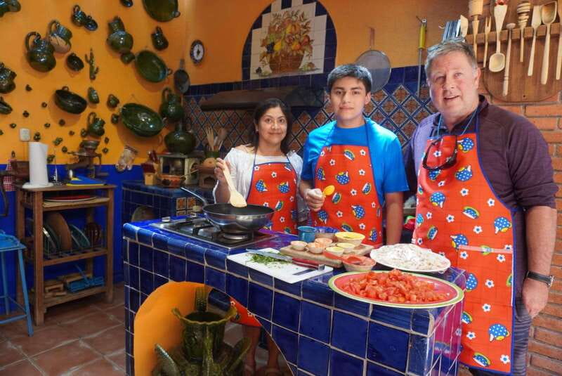 Oaxaca: Traditional Oaxacan Cooking Class with Market Visit - Price and value: does $133 make sense for 5.5 hours?