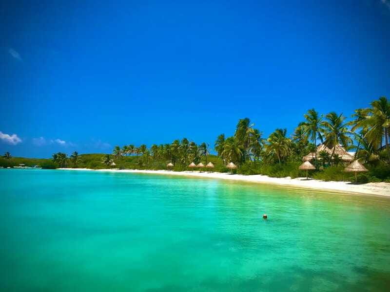PARADISE ISLAND- ISLA CONTOY AND ISLA MUJERES - The beach lunch on Contoy: included value, limited dietary options