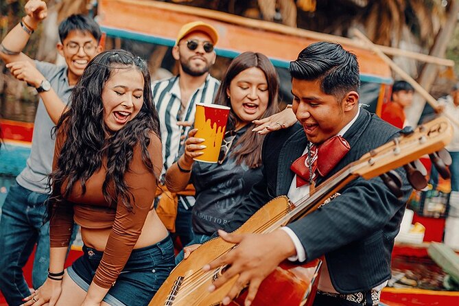 PREMIUM Frida Kahlo Museum and Xochimilco (Small Groups) - The Day’s Flow: Pickup, Small Group Limits, and Real Pacing