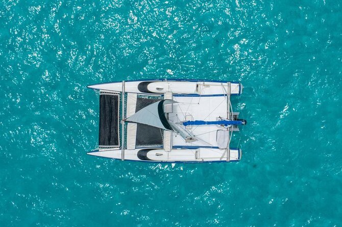 Premium Isla Mujeres Tour by Private Catamaran - Service style: what to expect from the crew (and a name to request)