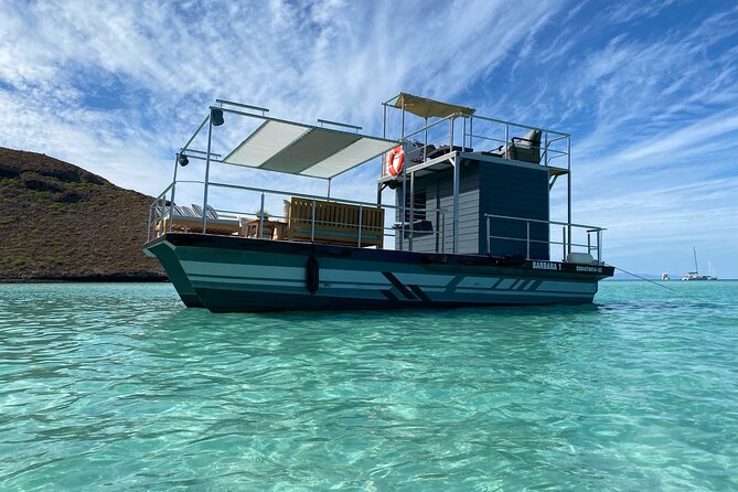 Private Cabo 35ft cat experience Food and open bar included! - Stop 2: El Arco (The Arch), Fast Photo Time Done Right