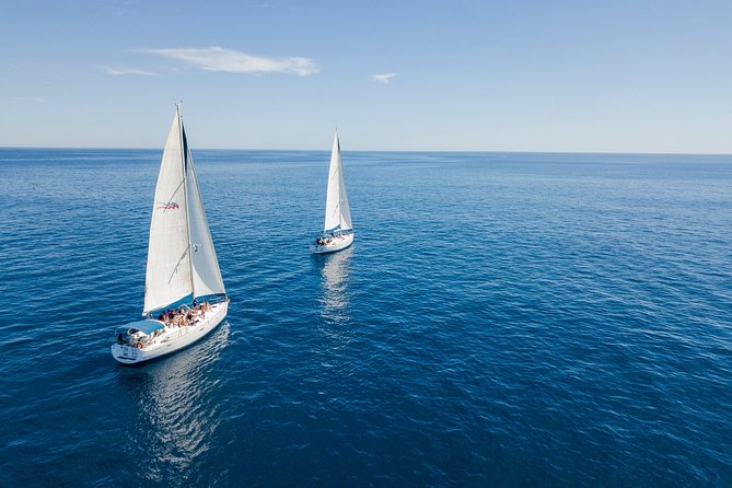 Private Luxury Sailing Cruise in Los Cabos with Lunch and Open Bar - Price and value: getting a private boat, lunch, and open bar for $2,299