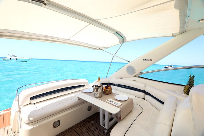 Private Premium Yacht 46FT Rental in Cancún - Isla Mujeres: Playa Norte, Punta Sur, and how the day usually flows