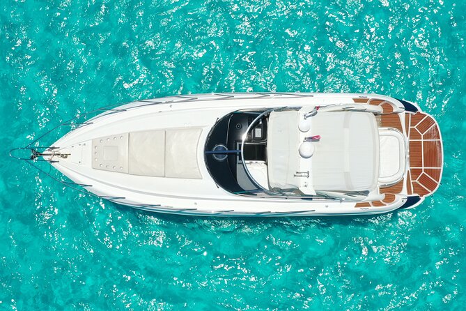 Private Premium Yacht 46FT Rental in Cancún - Meeting at Cenzontle on Kukulcan Boulevard, and how to arrive ready