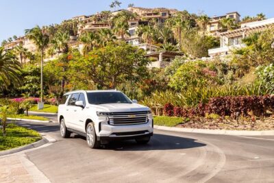 Private SUV Round-Trip from Airport to Hotels in the Corridor