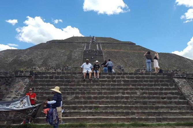 Private Tour: Teotihuacan and Guadalupe Shrine - Teotihuacan pyramids: Avenue of the Dead and the big three pyramids