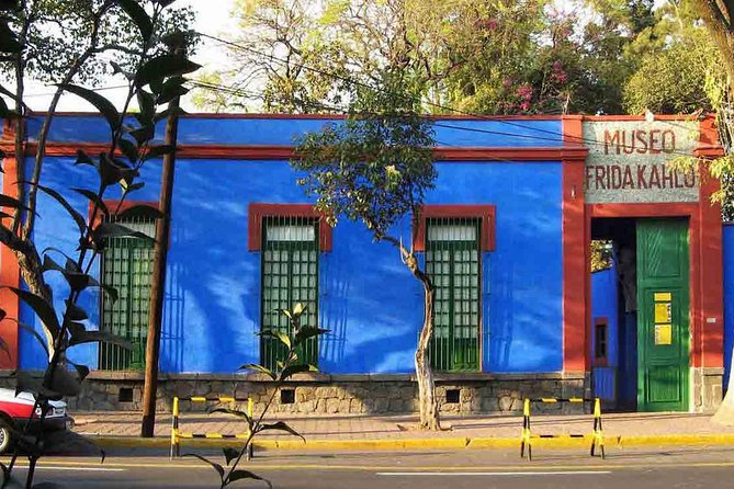 Private Tour: Xochimilco, Coyoacan and Frida Kahlo Museum - Xochimilco Parque Ecologico: Tranhua Canals and a Traditional Trajinera Ride