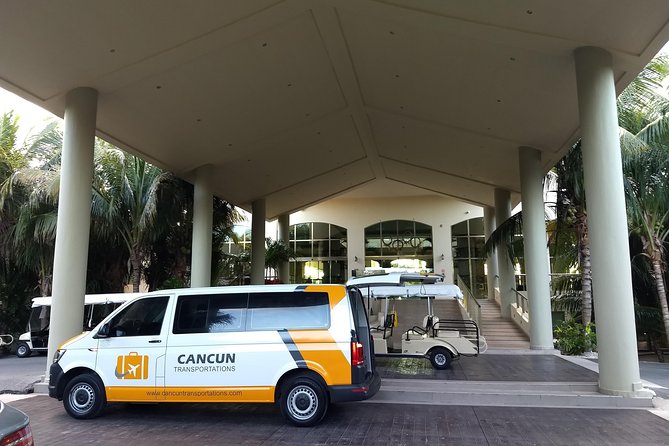 Private Transfer from Cancun Airport to Playa del Carmen - When This Transfer Is the Best Choice (and When It Might Not Be)