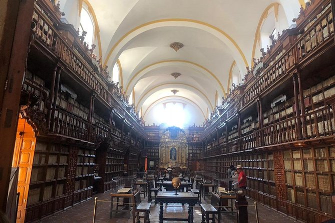 Puebla, Cholula & Tonantzintla Day Trip with Optional Lunch - Cholula stop: the view moment, the church maze, and photo time