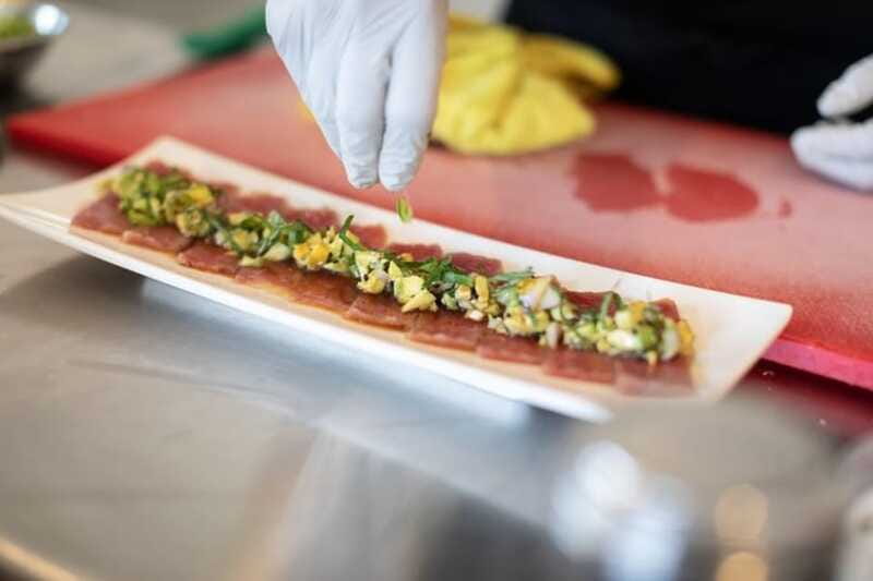 Puerta Vallarta: Seafood Lover's Food Tour - Market, pier, and Muertos Beach stops, why they matter for seafood lovers