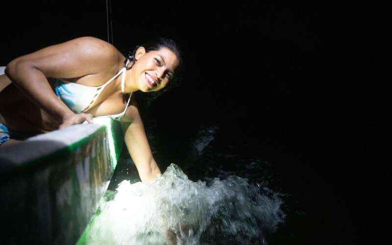 Puerto Escondido: Bioluminescence Night Spectacle - Safety, Life Jackets, and Small Comfort Fixes