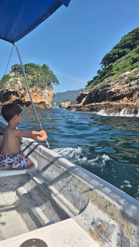 Puerto Vallarta: 3-Hour Whale Watching and Snorkeling - The beach stops: what to expect when the whales are not cooperative