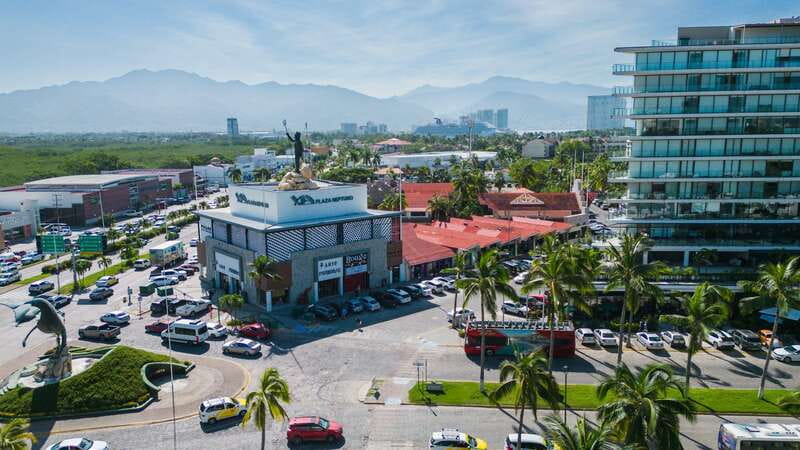 Puerto Vallarta: Hop-On-Hop-Off City Bus Tour - Budget vs Other Ways to Tour PV: Where This Bus Shines