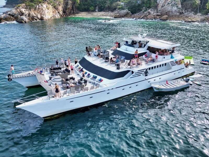 Puerto Vallarta: Yelapa Mega Yacht Cruise - Key Things You’ll Notice on This Puerto Vallarta to Yelapa Mega Yacht Day