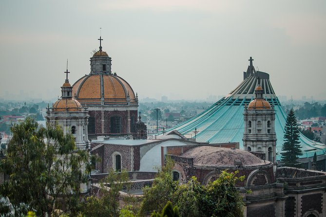 Pyramids of Teotihuacan, Guadalupe Shrine & Tlatelolco Tour - Guadalupe Basilica: why 1 hour can feel both perfect and short