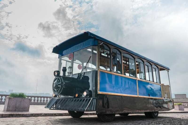 Querétaro: Tranvia Classic Trolley Car Guided Tour - Route 2: Cerro de las Campanas viewpoint circuit and Teatro de la República